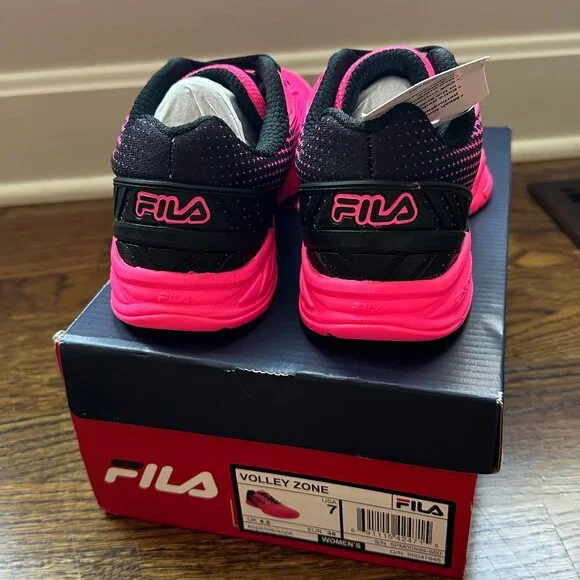 Fila Women’s Volley Zone PICKLEBALL Shoes – Knockout Pink/Black – Size 7, NEW